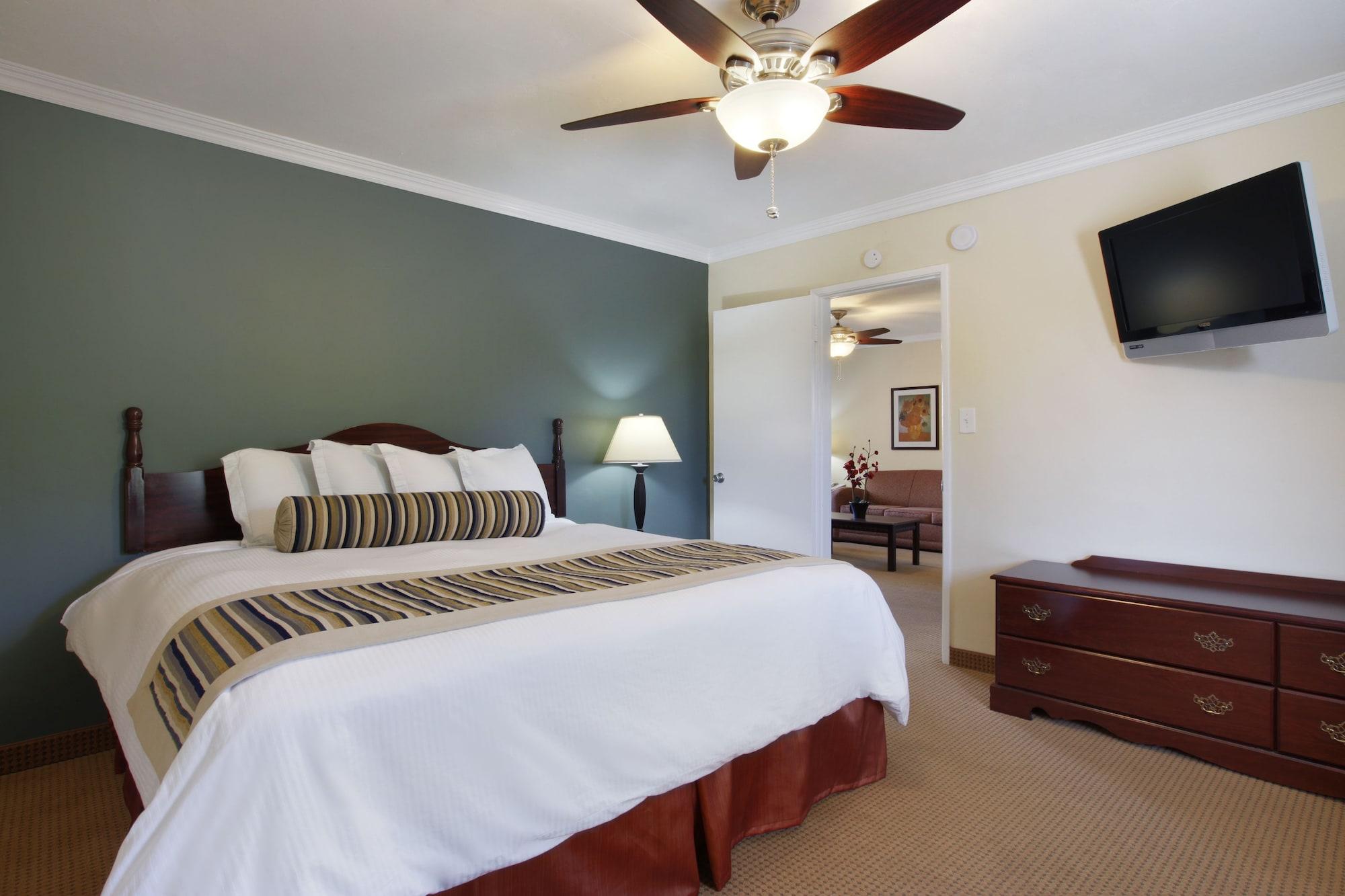 Travelodge By Wyndham Santa Maria Номер фото