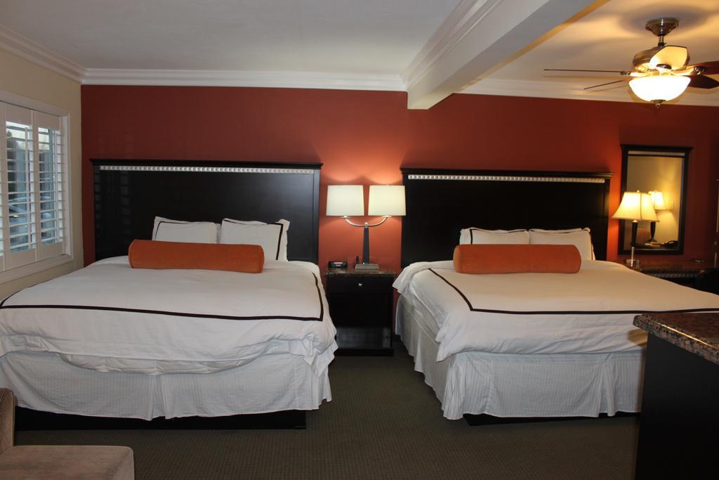 Travelodge By Wyndham Santa Maria Экстерьер фото