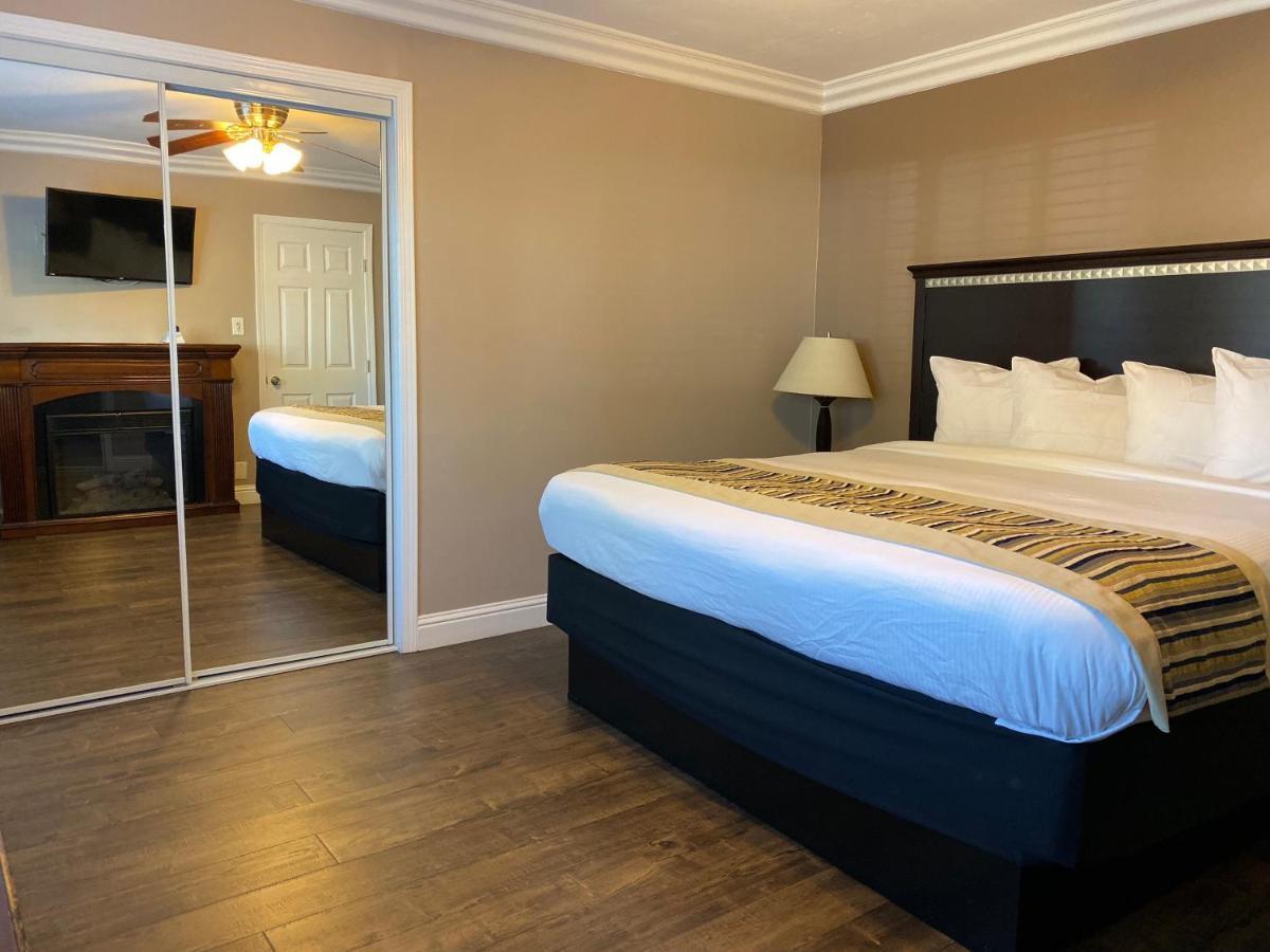 Travelodge By Wyndham Santa Maria Экстерьер фото